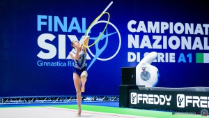 final6 t1 milanese forza e coraggio antonacci sofia maya   cerchio sfe07586 copia simone ferraro ph copia